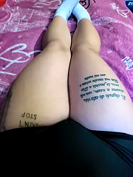 Bloom Dahlia online show from February 23, 11:05 pm