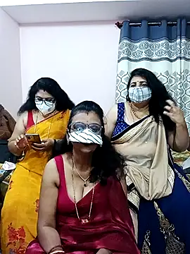 Snapshot of Kannadasexywifes chatting on July 12, 4:08 pm Kannadasexywifes online show from July 12, 4:08 pm