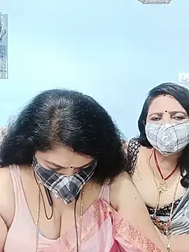 Snapshot of Kannadasexywifes chatting on June 2, 5:18 am Kannadasexywifes online show from June 2, 5:18 am