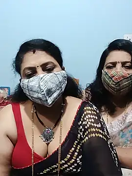 Snapshot of Kannadasexywifes chatting on May 23, 10:20 pm Kannadasexywifes online show from May 23, 10:20 pm