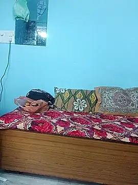 Snapshot of Kannadasexywifes chatting on June 1, 6:02 am Kannadasexywifes online show from June 1, 6:02 am