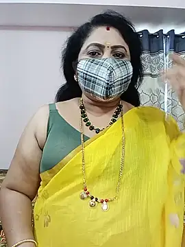Snapshot of Kannadasexywifes chatting on July 7, 6:58 am Kannadasexywifes online show from July 7, 6:58 am
