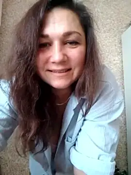 Susan8421 online show from March 24, 8:03 am