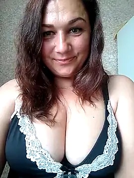 Susan8421 online show from June 22, 2:14 pm