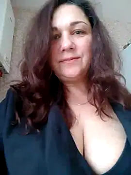 Snapshot of Susan8421 chatting on February 25, 2:50 pm Susan8421 online show from February 25, 2:50 pm