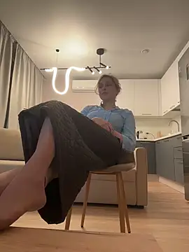 CarmenBlues  online show from February 15, 4:17 pm