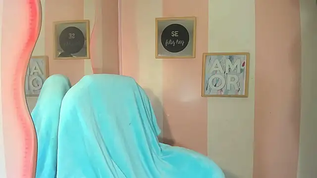 Iris Laus online show from April 9, 2:56 pm