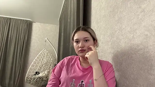  online show from February 25, 2:06 pm