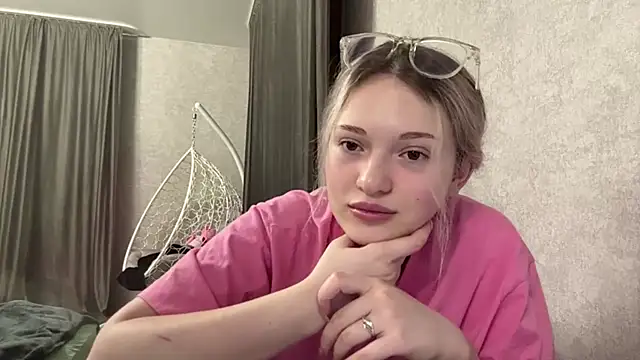  online show from February 23, 2:06 pm