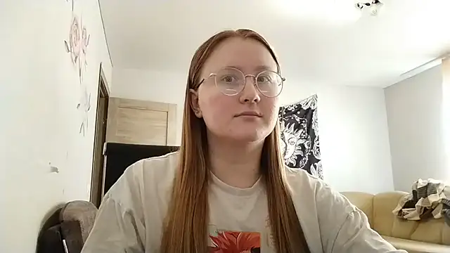 Snapshot of AnikaLipps chatting on June 18, 3:06 pm AnikaLipps online show from June 18, 3:06 pm