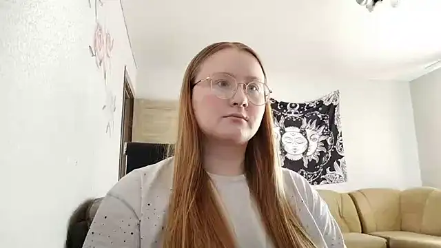 Snapshot of AnikaLipps chatting on July 12, 2:40 pm AnikaLipps online show from July 12, 2:40 pm