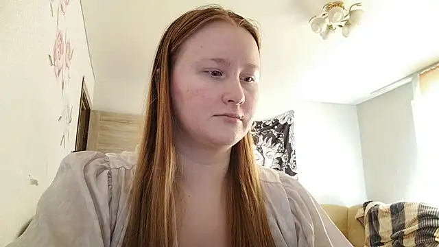 Snapshot of AnikaLipps chatting on June 3, 2:44 pm AnikaLipps online show from June 3, 2:44 pm