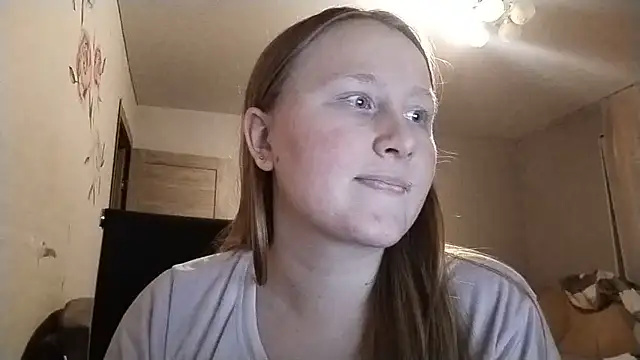 Snapshot of AnikaLipps chatting on June 7, 10:48 pm AnikaLipps online show from June 7, 10:48 pm