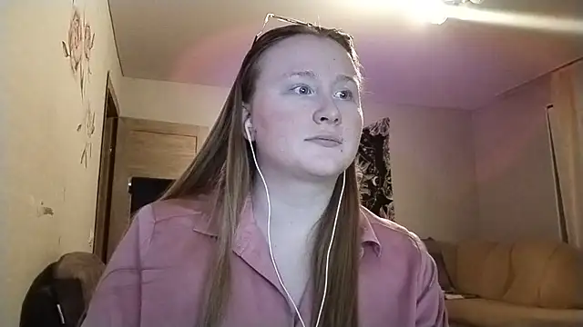 AnikaLipps online show from April 2, 10:05 pm