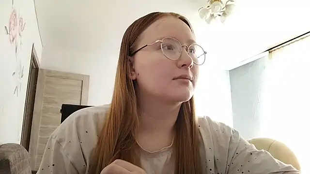 Snapshot of AnikaLipps chatting on July 14, 1:39 pm AnikaLipps online show from July 14, 1:39 pm