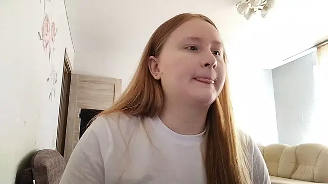 Snapshot of AnikaLipps chatting on July 15, 2:35 pm AnikaLipps online show from July 15, 2:35 pm