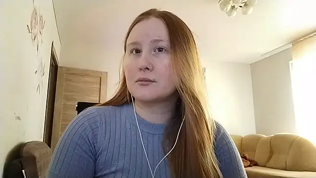 AnikaLipps online show from April 9, 1:28 pm