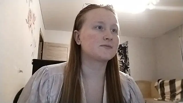 Snapshot of AnikaLipps chatting on June 4, 9:52 pm AnikaLipps online show from June 4, 9:52 pm