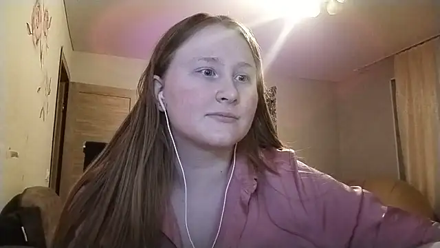 AnikaLipps online show from April 7, 2:24 am