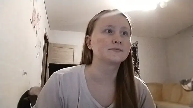 Snapshot of AnikaLipps chatting on June 8, 1:28 am AnikaLipps online show from June 8, 1:28 am