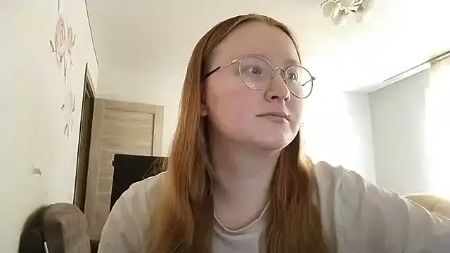 Snapshot of AnikaLipps chatting on June 30, 11:21 am AnikaLipps online show from June 30, 11:21 am