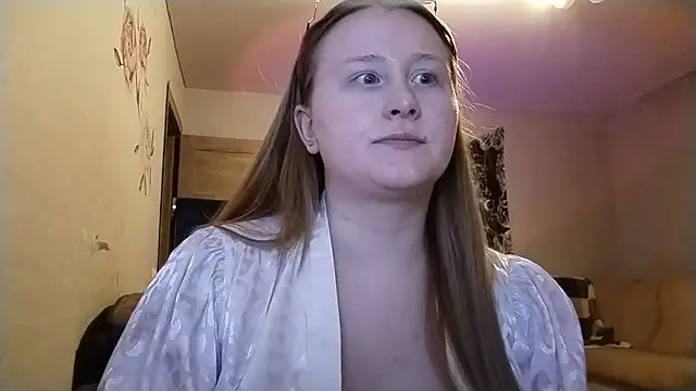 AnikaLipps online show from March 7, 4:41 am