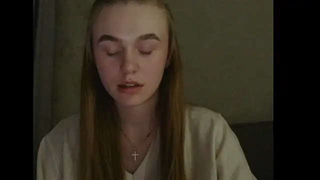 Snapshot of melissashineee chatting on February 20, 1:13 pm melissashineee online show from February 20, 1:13 pm