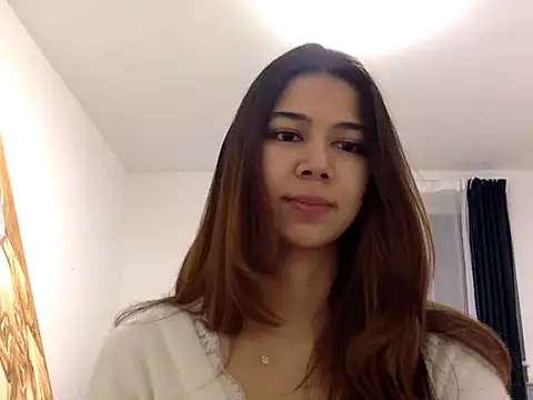 KiraVixenSweet online show from February 15, 4:50 pm