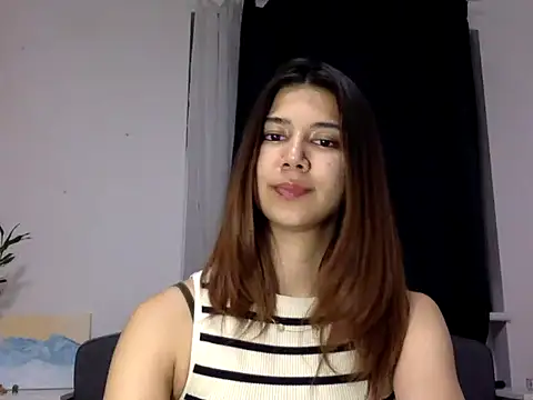 KiraVixenSweet online show from March 13, 10:48 pm