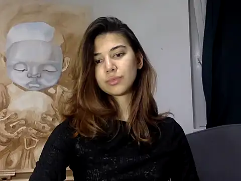KiraVixenSweet online show from March 7, 11:10 pm