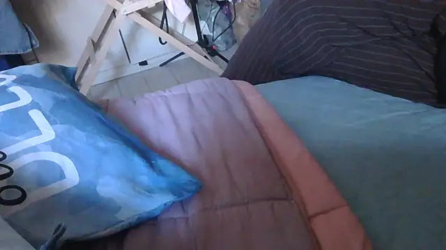 Snapshot of luanahot1 chatting on May 7, 11:57 am luanahot1 online show from May 7, 11:57 am