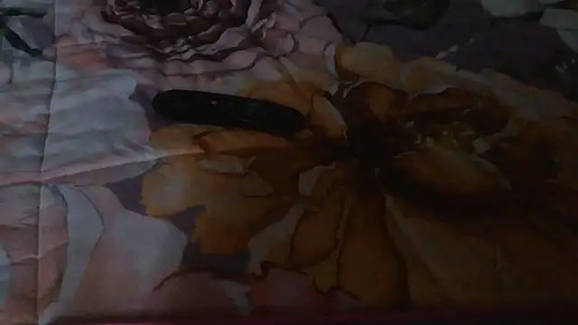 luanahot1 online show from March 23, 1:44 pm