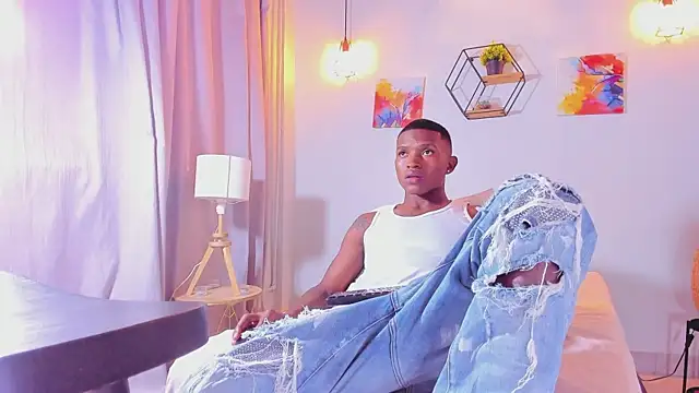 Snapshot of hanssmitt chatting on February 17, 7:22 pm hanssmitt online show from February 17, 7:22 pm