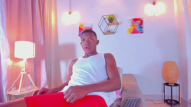 Snapshot of hanssmitt chatting on February 23, 7:03 pm hanssmitt online show from February 23, 7:03 pm