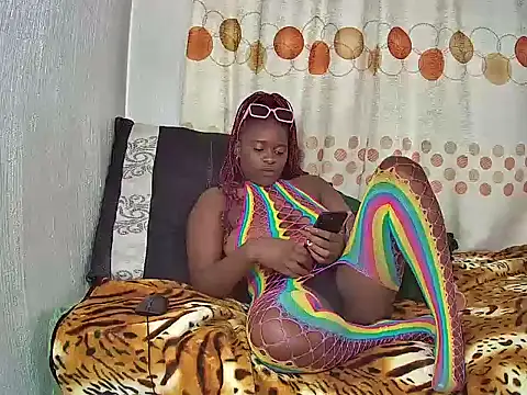 Darkbeauty27 online show from April 16, 9:39 pm