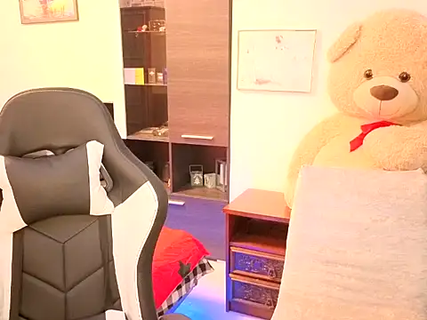 Germanyhot19 online show from May 19, 3:41 pm