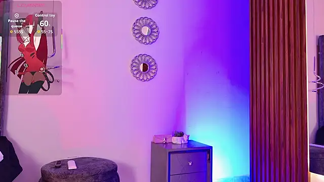 Snapshot of LunaVelour13 chatting on February 27, 3:29 am LunaVelour13 online show from February 27, 3:29 am