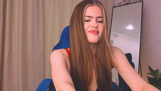 404CUTIE  online show from June 12, 7:28 am