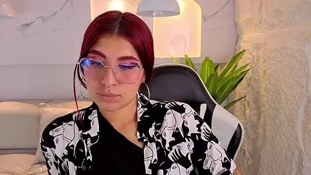 emily  tp online show from February 24, 12:50 pm