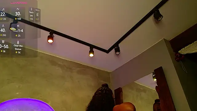 Kinsleybrown online show from March 27, 3:48 am