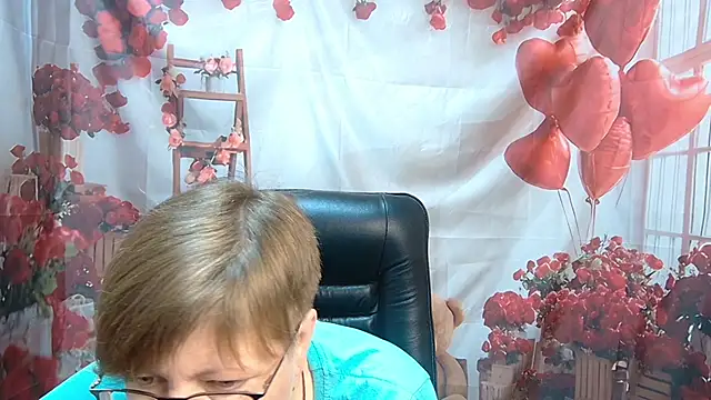 Snapshot of RadaChudna chatting on May 21, 5:16 am RadaChudna online show from May 21, 5:16 am