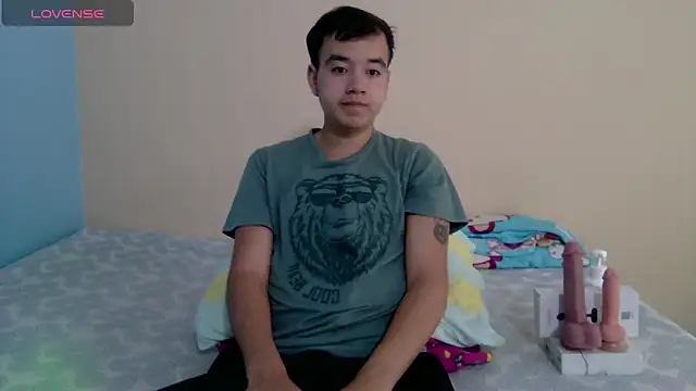 Snapshot of IronDante chatting on June 10, 12:17 pm IronDante online show from June 10, 12:17 pm