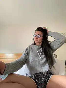 lunasexy79 online show from April 10, 2:13 pm