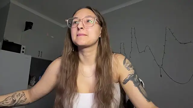 YettaUrive online show from March 18, 3:57 pm