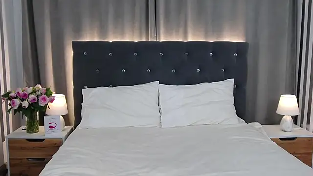 VikkyVonn online show from June 5, 4:06 am