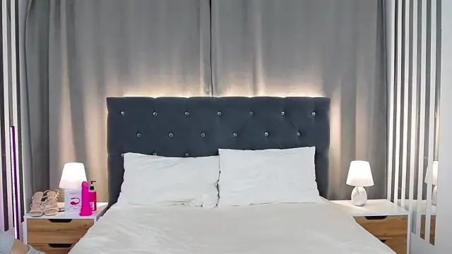 VikkyVonn online show from May 4, 6:06 am