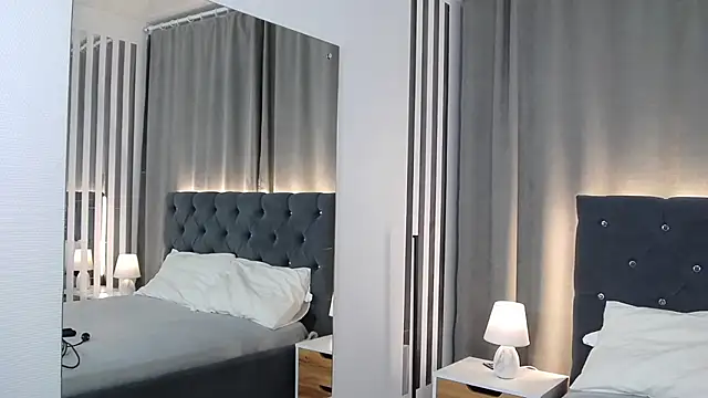VikkyVonn online show from May 12, 10:21 am