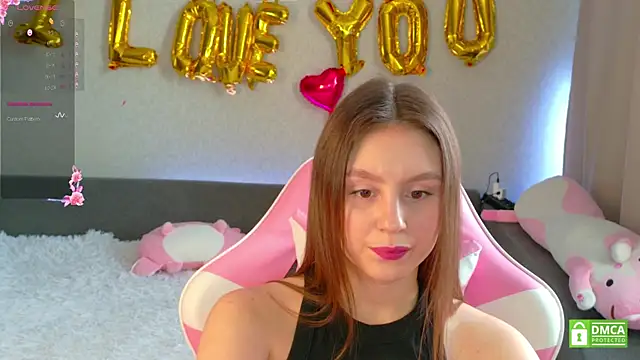 Snapshot of KateNickson chatting on February 24, 5:19 am KateNickson online show from February 24, 5:19 am