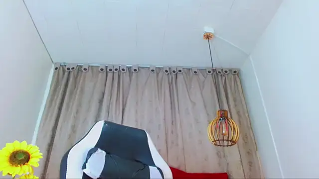 Cayetana Black  online show from February 24, 7:48 pm