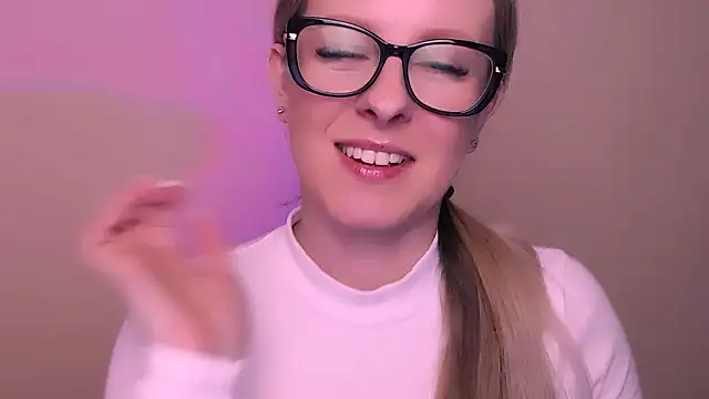 AnnePeach online show from March 12, 6:01 pm